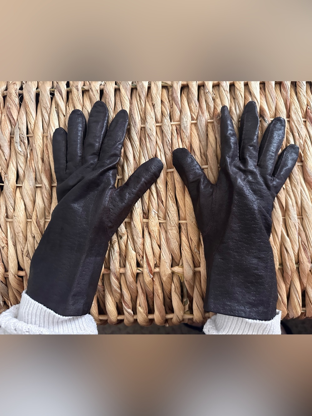 Women’s Dark Brown, Leather Gloves - Size 8